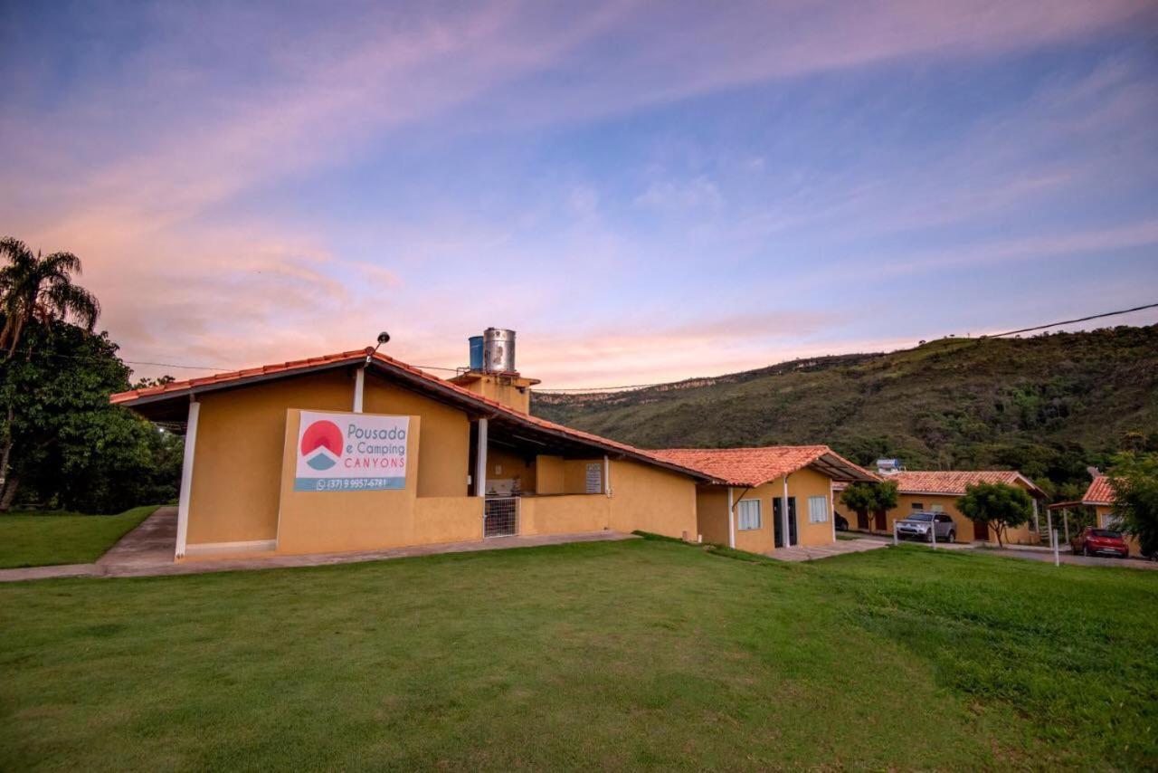 Canyons Camping Capitólio Esterno foto